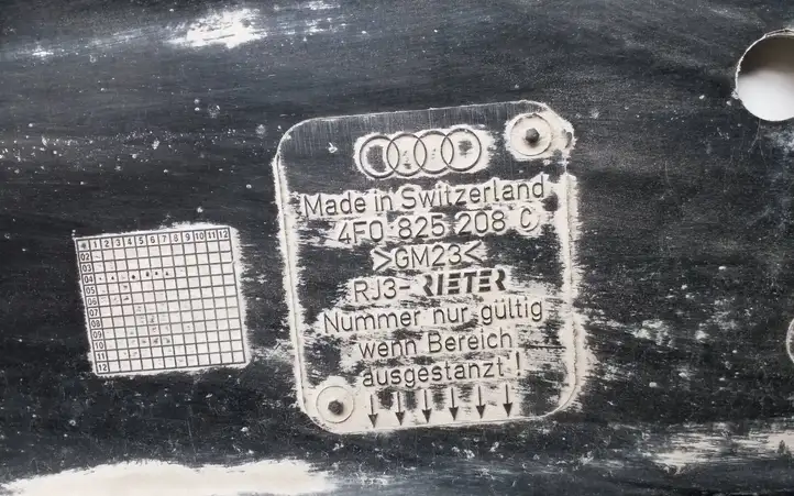 Audi A6 S6 C6 4F (2004 - 2008) 4F0825208C Защита днища — фото 6
