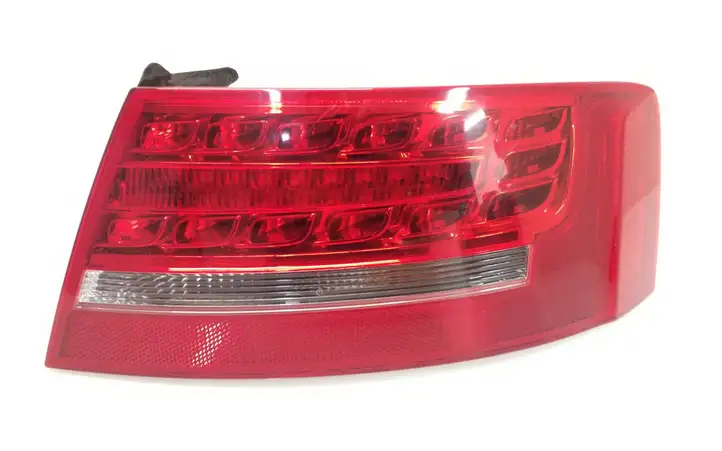 Audi A5 8T 8F (2007 - 2011) 8T0945096D Задний фонарь в кузове — фото 1