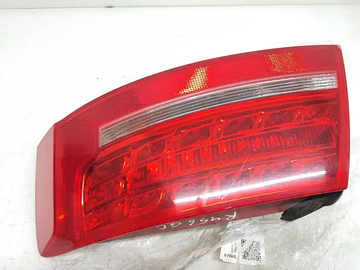 Audi A5 8T 8F (2007 - 2011) 8T0945096D Задний фонарь в кузове — фото 6