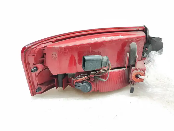 Audi A5 8T 8F (2007 - 2011) 8T0945096D Задний фонарь в кузове — фото 14