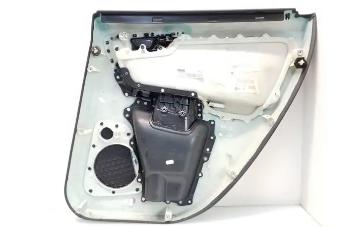 Volvo XC60 (2008 - 2013) 30766403 Обшивка задней двери — фото 6