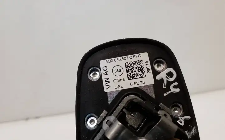 Skoda Octavia Mk3 (5E) (2013 - 2019) 5Q0035507C GPS антенна — фото 4
