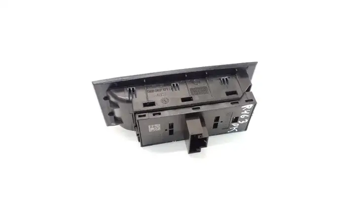 Skoda Octavia Mk3 (5E) (2013 - 2019) 5E0959857A Блок кнопок стеклоподъемников — фото 4