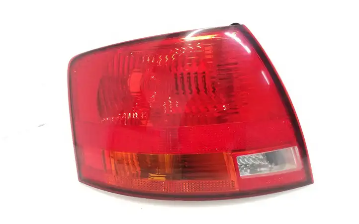 Audi A4 S4 B7 8E 8H (2004 - 2009) 8E9945095E Задний фонарь в кузове — фото 1
