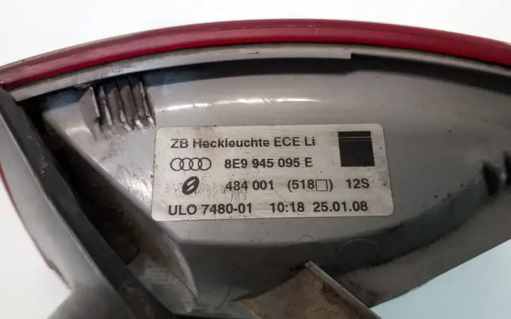 Audi A4 S4 B7 8E 8H (2004 - 2009) 8E9945095E Задний фонарь в кузове — фото 7