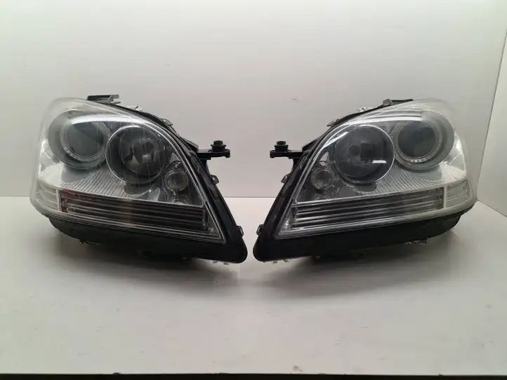 Mercedes-Benz ML W164 (2005 - 2011) A1648205361 Передняя фара — фото 1