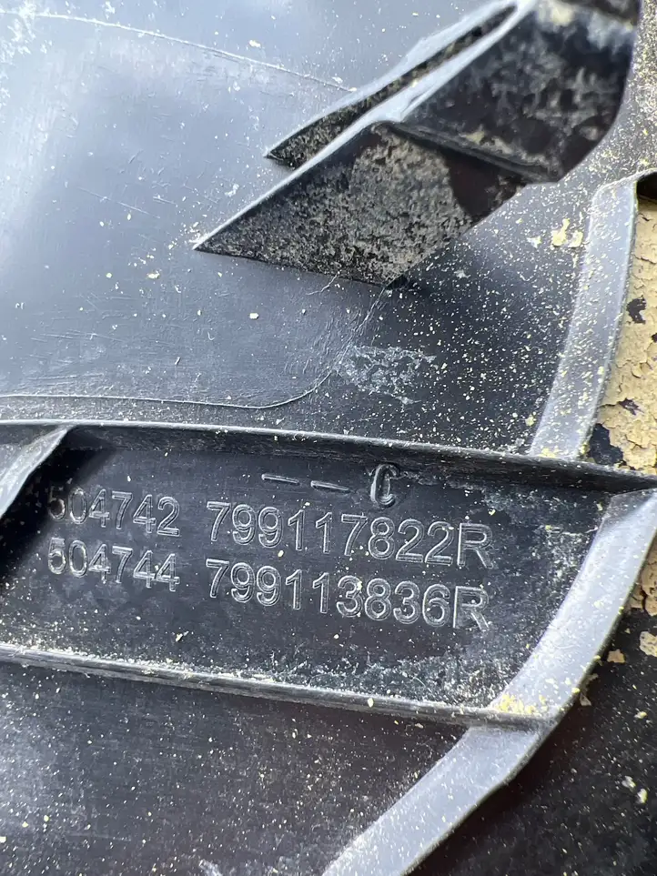 Renault Clio V (2019 - ) 799117822R Верхняя боковая отделка заднего сиденья — фото 8