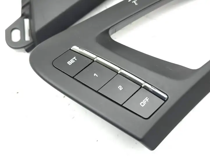 Porsche Cayenne (92A) (2011 - 2017) 7P5837248A Прочая отделка передней двери — фото 5