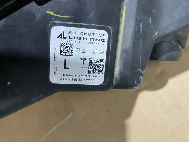 Tesla Model S (2021 - ) 6400000191 Передняя противотуманная фара — фото 3