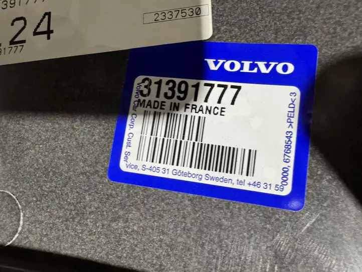 Volvo XC90 (2014 - 2019) 31391777 Крепление крыла — фото 4