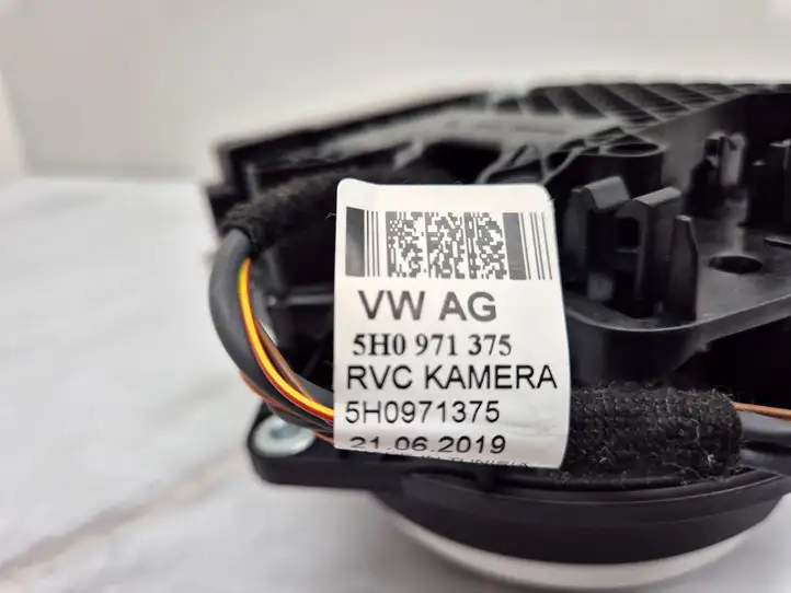 Volkswagen ID.3 (2019 - ) 10A827469L Ручка багажника с камерой — фото 4