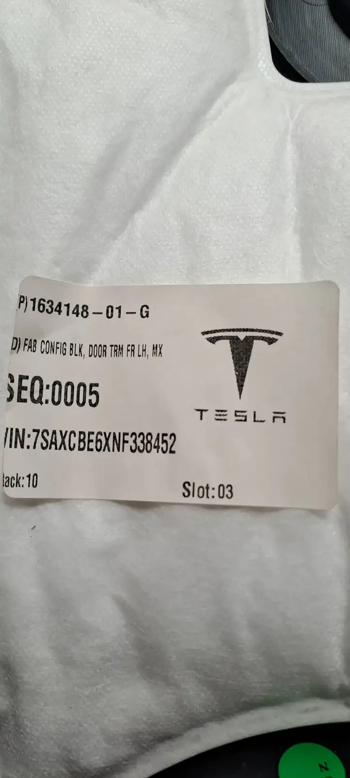 Tesla Model X (2021 - ) 1634148 Обшивка передней двери — фото 5