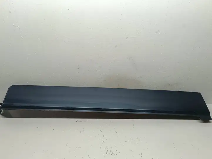 Volkswagen Multivan T5 (2003 - 2015) 7H1843795C Отделка нижней направляющей раздвижной двери — фото 1