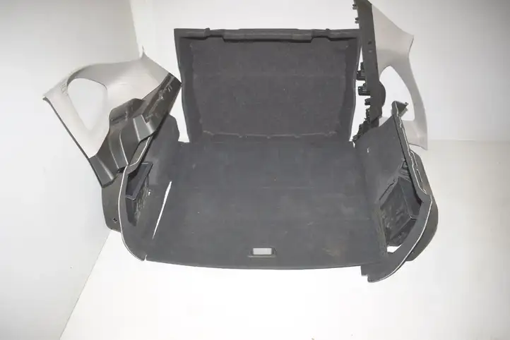 BMW X1 F48 F49 (2015 - 2022) 7332819 Прочая отделка багажника — фото 8