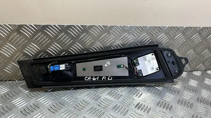 Tesla Model 3 (2017 - 2023) 110925600B Верхняя обшивка стойки B — фото 2