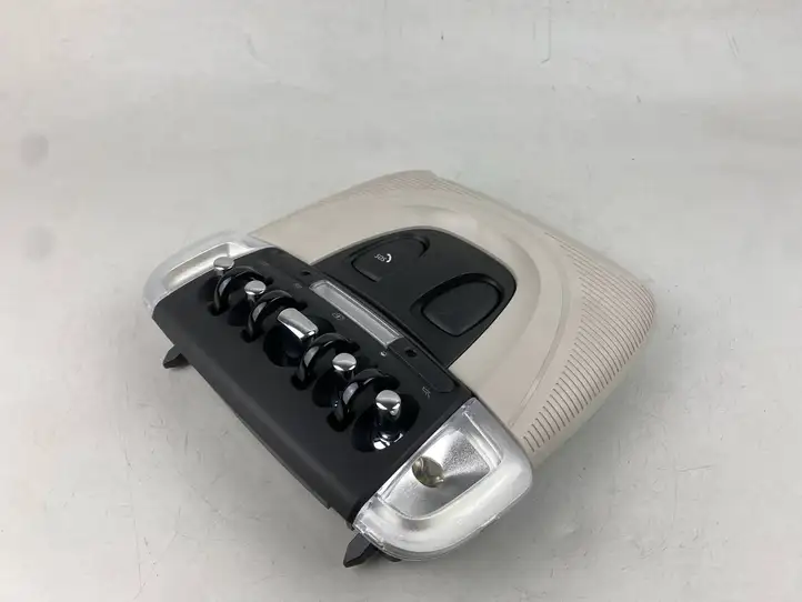 Mini Cooper Countryman F60 (2020 - 2023) 5A0F1E4 Передняя подсветка — фото 20