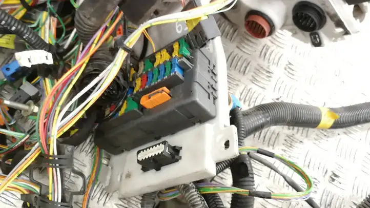 Citroen Xsara (1997 - 2006) 9635208680 Проводка двигателя — фото 9