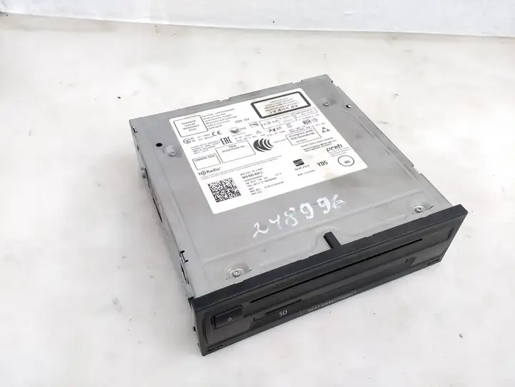 Seat Leon (5F) (2012 - 2019) 5F0035834C CD/DVD чейнджер — фото 1