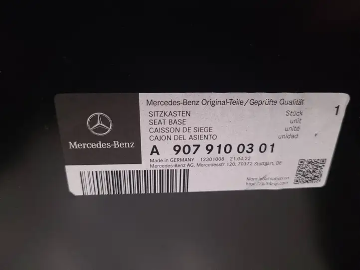 Mercedes-Benz Sprinter W906 (2006 - 2018) A9079100301 Нижняя часть сиденья водителя — фото 4