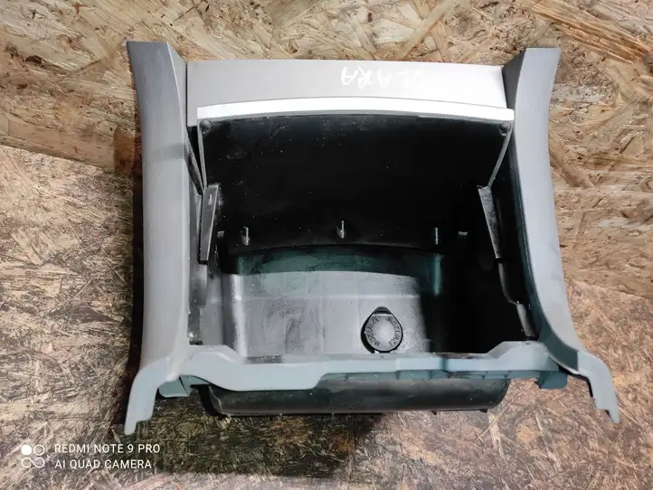 Toyota Solara (2003 - 2009) 58823AA031 Ящик центральной консоли — фото 2