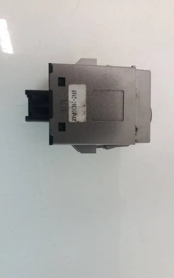 Ford Focus (2005 - 2008) 8V4T19K314AA Включатель обогрева — фото 5