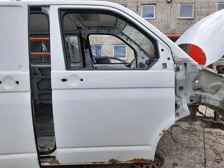 Volkswagen Transporter - Caravelle T5 (2009 - 2015) Дверь — фото 1