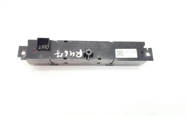 Subaru Outback (2009 - 2014) 85261AJ051 Часы — фото 4