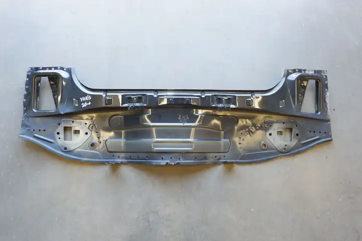 Toyota Yaris XP210 (2020 - ) 58307K0051 Другая часть кузова — фото 1