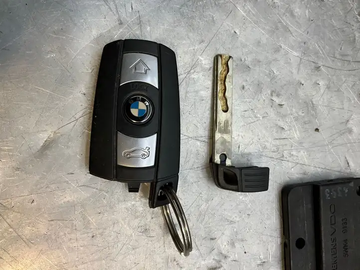 BMW 5 E60 E61 (2004 - 2010) 9134707 Блок бесключевого доступа — фото 4