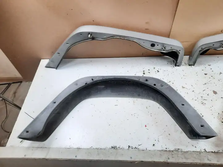 Jeep Wrangler (1996 - 2006) 0QP94TRMAC Накладка колесной арки — фото 11