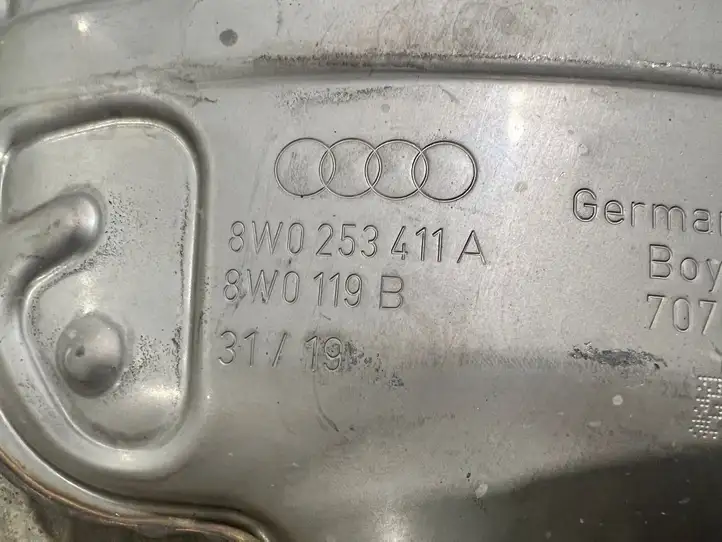 Audi A5 (2016 - ) 8W0253411A Средняя часть глушителя — фото 2