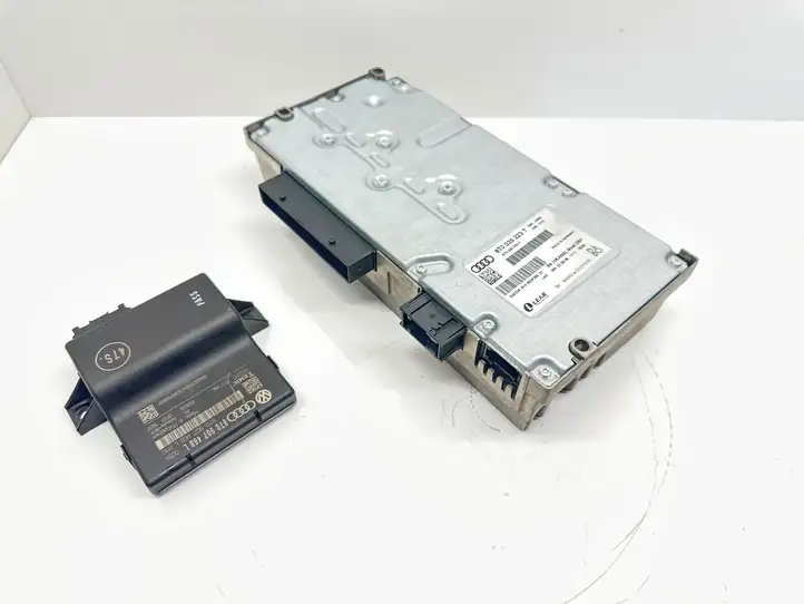 Audi A4 S4 B8 8K (2007 - 2011) 8T0035223T Усилитель звука — фото 8