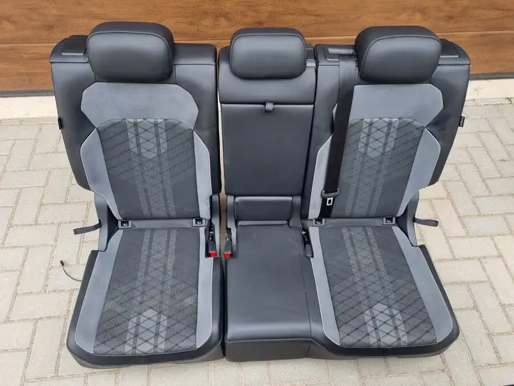 Volkswagen Tiguan Allspace (2017 - ) 80A881105G Комплект салона — фото 37