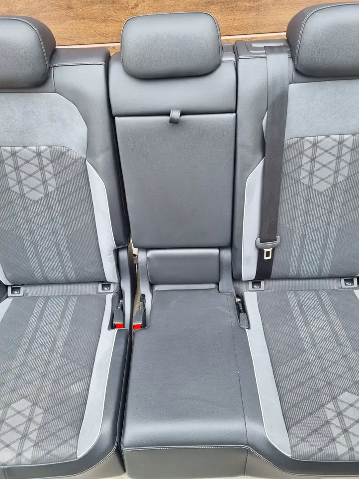 Volkswagen Tiguan Allspace (2017 - ) 80A881105G Комплект салона — фото 50