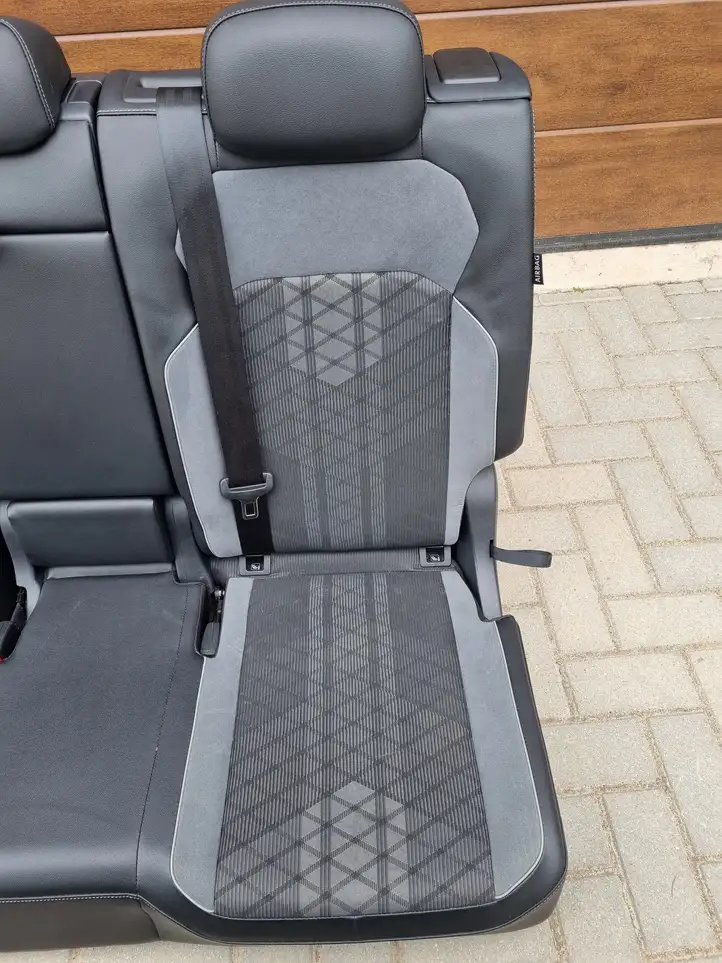 Volkswagen Tiguan Allspace (2017 - ) 80A881105G Комплект салона — фото 54