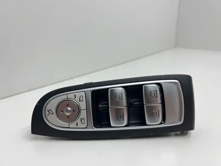 Mercedes-Benz C W205 (2014 - 2021) A2059057211 Блок кнопок стеклоподъемников — фото 1