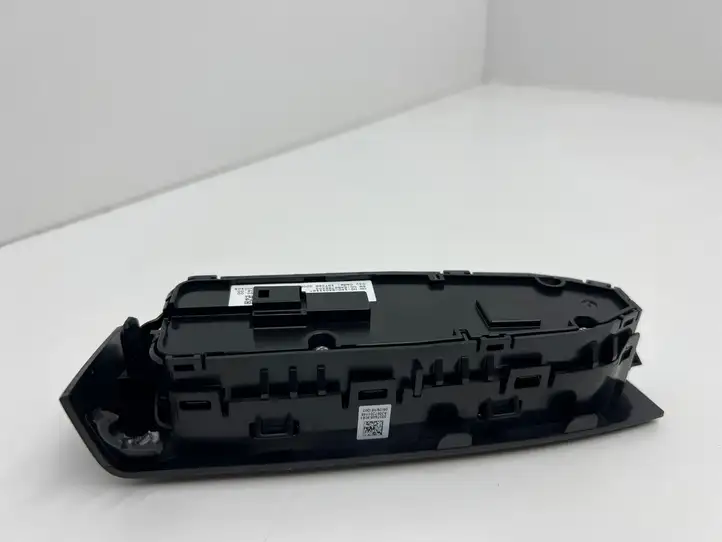 Mercedes-Benz C W205 (2014 - 2021) A2059057211 Блок кнопок стеклоподъемников — фото 6