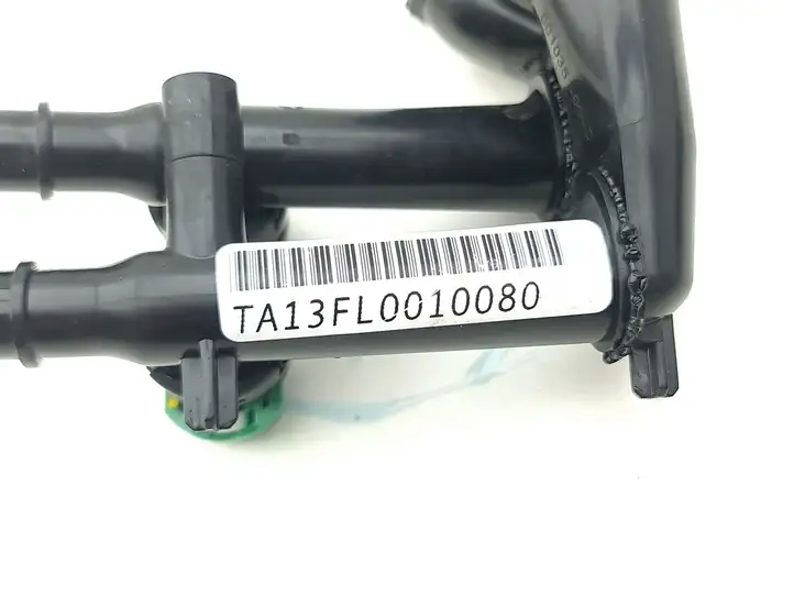 Tesla Model S (2012 - 2016) 601035100d Трубки охлаждения батареи гибридного / электромобиля — фото 7