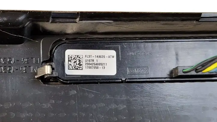 Ford F150 (2020 - ) ML341520555 Накладка стекла передней двери — фото 6