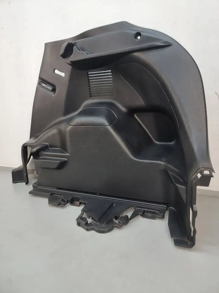 Toyota Yaris (2014 - 2019) 647300D291 Задняя боковая обшивка салона — фото 3