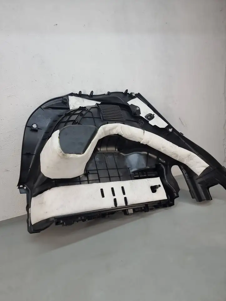 Toyota Yaris (2014 - 2019) 647300D291 Задняя боковая обшивка салона — фото 5