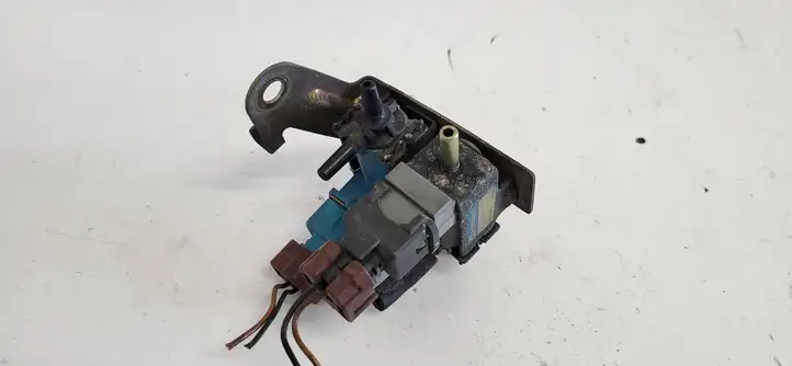 Opel Frontera B (1998 - 2004) 8971357691 Центральный клапан — фото 2