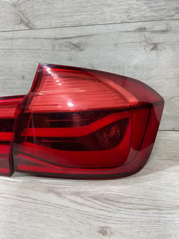 BMW 3 F30 F35 F31 (2012 - 2018) 7369117 Задний фонарь в кузове — фото 9