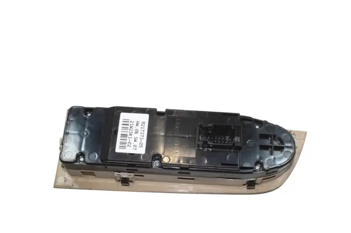 BMW 3 E90 E91 (2005 - 2012) 9217373 Кнопка стеклоподъемников — фото 5