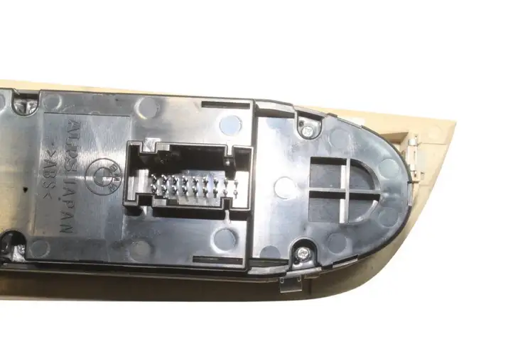 BMW 3 E90 E91 (2005 - 2012) 9217373 Кнопка стеклоподъемников — фото 6
