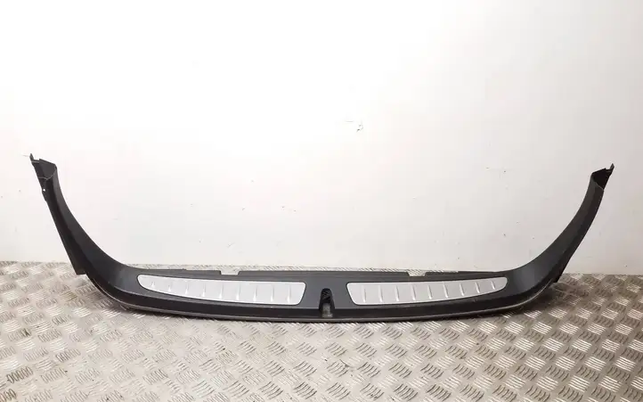 BMW 3 F30 F35 F31 (2012 - 2018) 7221875 Отделка порога багажника — фото 1