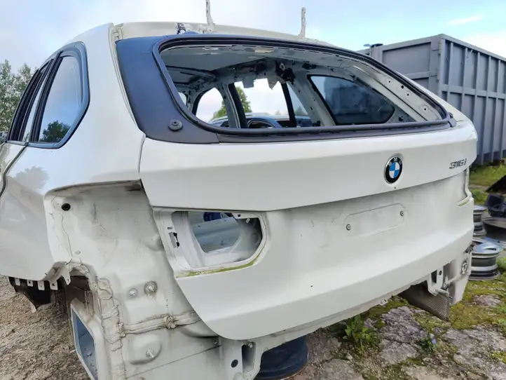 BMW 3 F30 F35 F31 (2012 - 2018) Крышка багажника — фото 2
