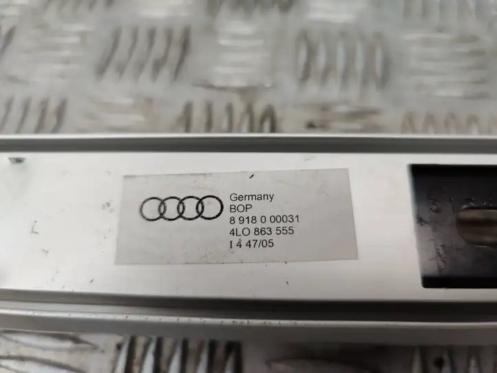 Audi Q7 4L (2005 - 2009) 4L0863555 Прочая отделка багажника — фото 4