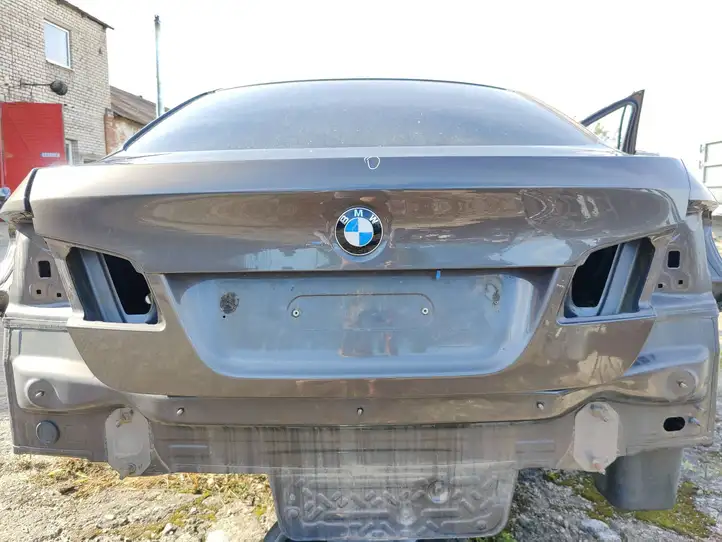 BMW 5 F10 F11 (2009 - 2016) Крышка багажника — фото 2