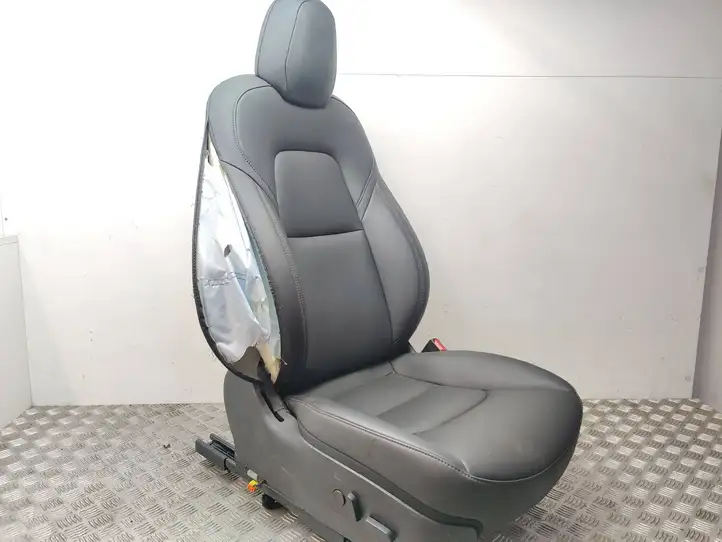 Tesla Model 3 (2017 - 2023) Переднее сиденье пассажира — фото 8